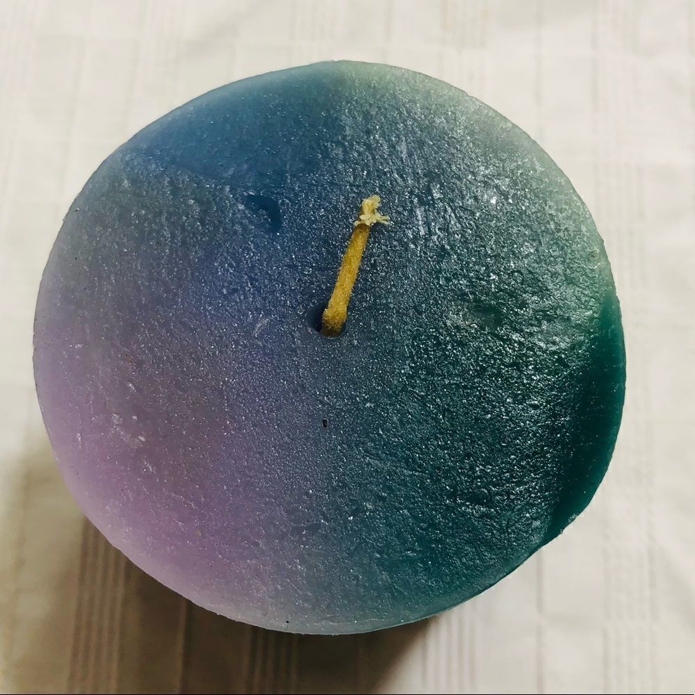 Handcrafted Timber Scented Candle (Purple/Blue/Green) - Picture 5 of 8
